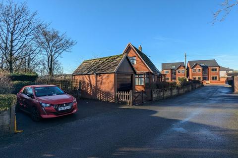 3 bedroom detached house for sale, Bank Avenue, Wigan WN5