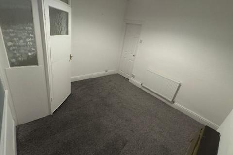 2 bedroom terraced house to rent, Mark Street, Burnley, BB10 1SY