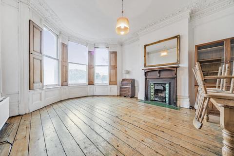 2 bedroom flat for sale, Lewisham Way, Brockley