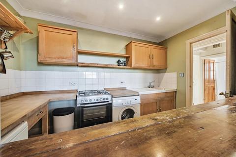 2 bedroom flat for sale, Lewisham Way, Brockley