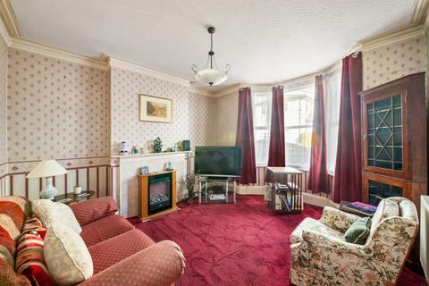 3 bedroom end of terrace house for sale, St Margarets Road, Hanwell, W7