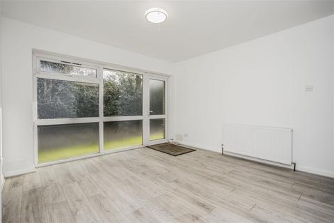 Studio for sale, September Way, Stanmore HA7