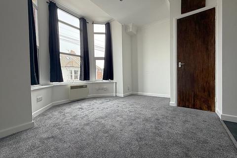 1 bedroom flat to rent, Wimbledon Park Road, Southsea PO5