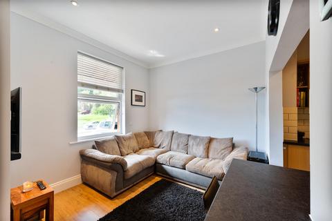 1 bedroom apartment for sale, Mid Street, South Nutfield, Redhill