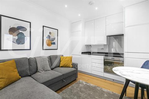 Studio to rent, 5 Queensberry Place, London SW7