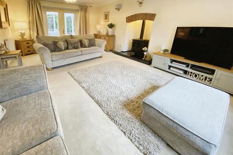 undefined, Falkland Park, Dorrington, Shrewsbury