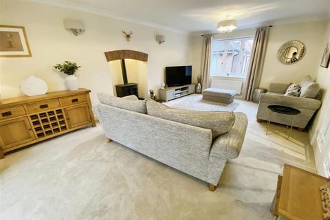 undefined, Falkland Park, Dorrington, Shrewsbury