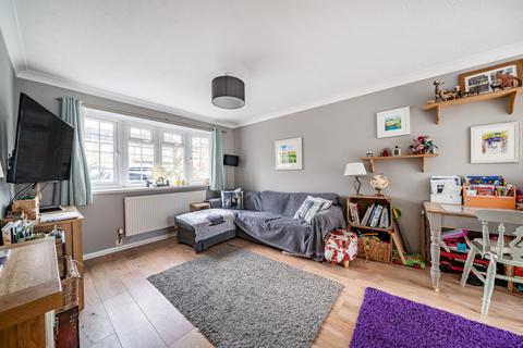 3 bedroom terraced house for sale, Carrow Road, Walton On Thames, Surrey, KT12