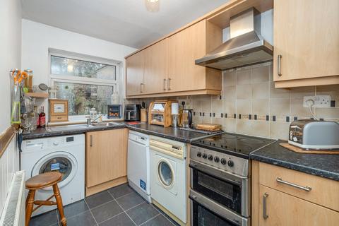 30 Dumbreck Square, Glasgow, G41 5SY