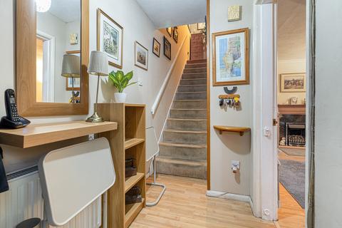30 Dumbreck Square, Glasgow, G41 5SY