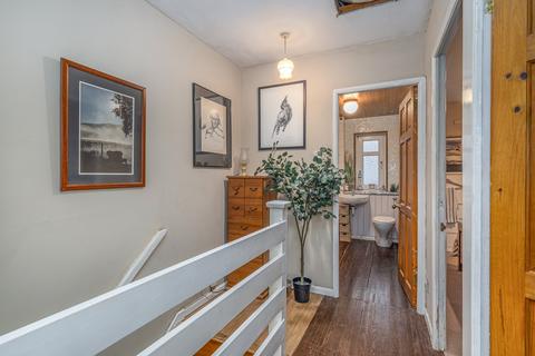 30 Dumbreck Square, Glasgow, G41 5SY