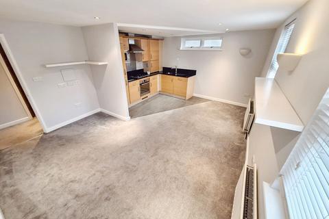 2 bedroom flat for sale, High Street, Esher, KT10