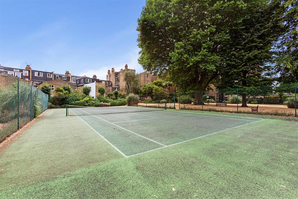 JA-14 Disraeli Gardens-4.jpg