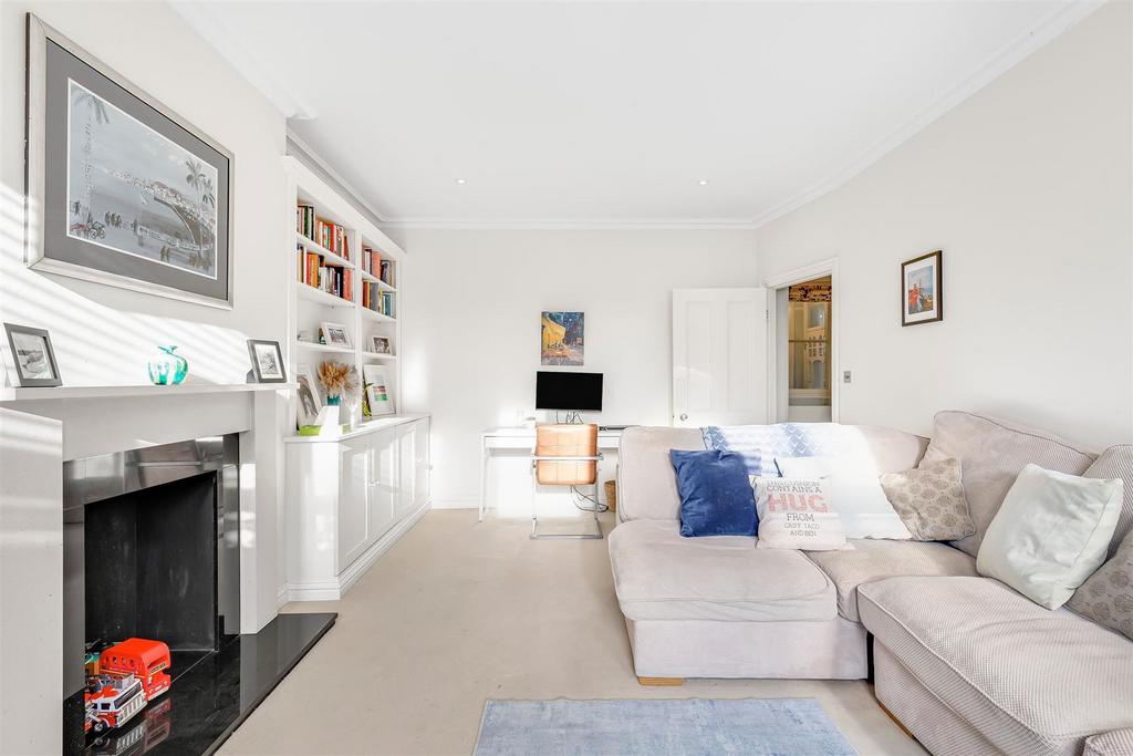 James anderson-17 disraeli gardens-sw15 7 .jpg