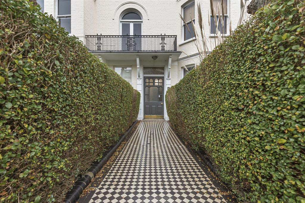James anderson-17 disraeli gardens-putney 2 .jpg