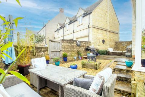 5 bedroom detached house for sale, Blackberry Walk, London Road, Cirencester, Gloucestershire, GL7