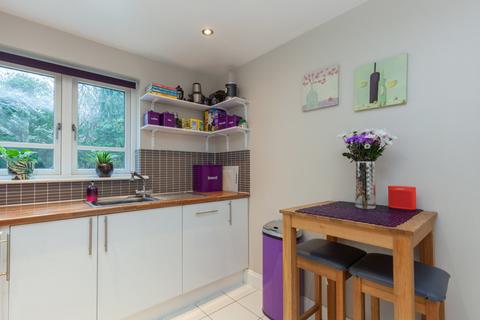 2 bedroom flat for sale, Headington OX3 8SF