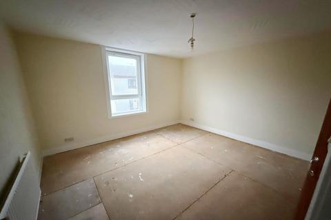 2 bedroom flat for sale, High Street, Methil, Fife KY8