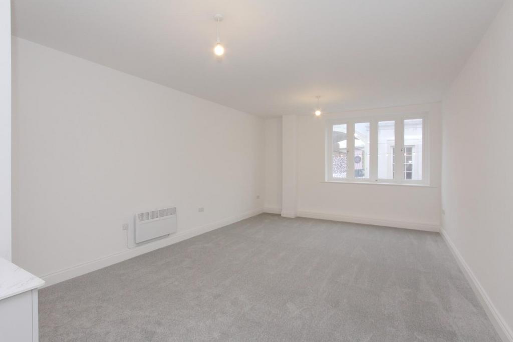 Flat 2 new canal street PH6.JPG