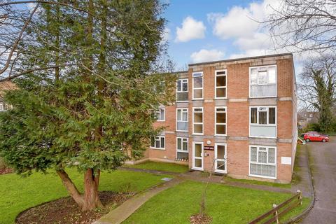 1 bedroom ground floor flat for sale, Eaton Road, Sutton, Surrey