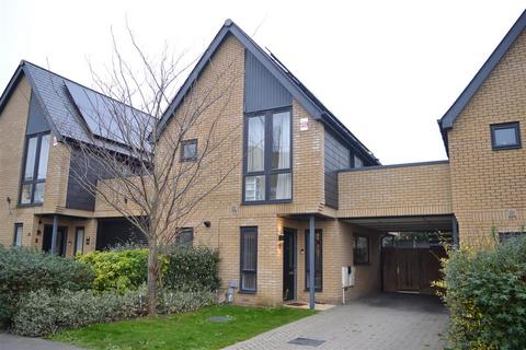 3 bedroom detached house for sale, Brassie Wood, Chelmsford