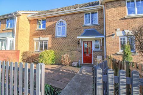 2 bedroom semi-detached house to rent, Wyvern Close, Weston-super-Mare