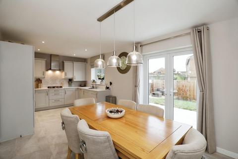 3 bedroom detached house for sale, Barley Avenue, Pocklington, York