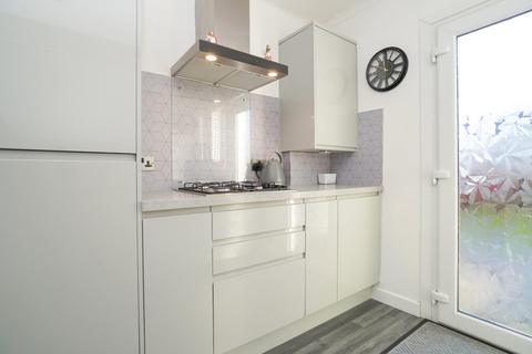 8 Abbeylands Road, Clydebank, G81 5JR
