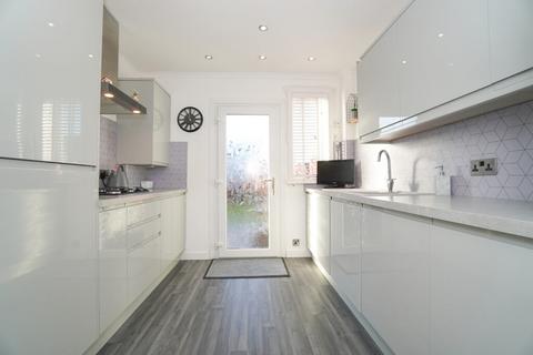 8 Abbeylands Road, Clydebank, G81 5JR