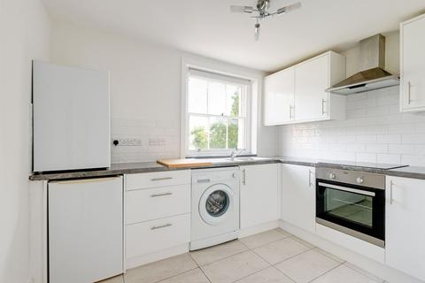 2 bedroom flat to rent, Finchley Road, London NW8