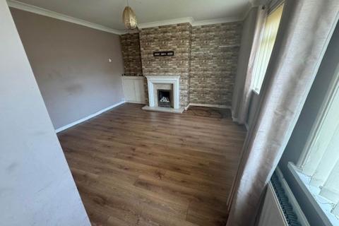 2 bedroom house to rent, Amroth Road, Caerau, Cardiff