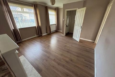 2 bedroom house to rent, Amroth Road, Caerau, Cardiff