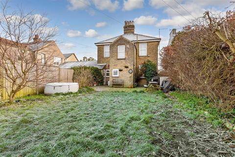23 Dover Road, Walmer, Deal, CT14 7HR