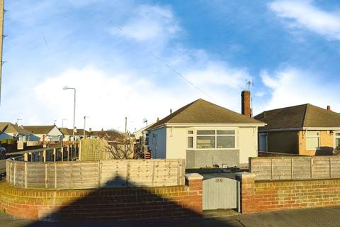 2 bedroom detached bungalow for sale, 80 Rosehill Road, Rhyl, LL18 4TT