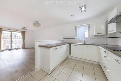 2 bedroom retirement property for sale, New Zealand Avenue, Walton On Thames KT12