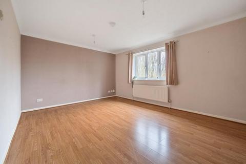 2 bedroom flat to rent, Hebbecastle Down,  Warfield,  RG42