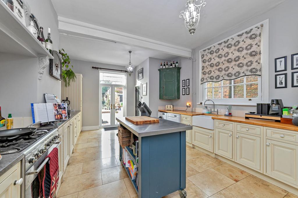 Kitchen/Breakfast Room