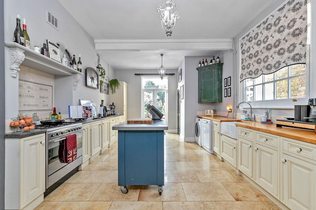 Kitchen/Breakfast Room