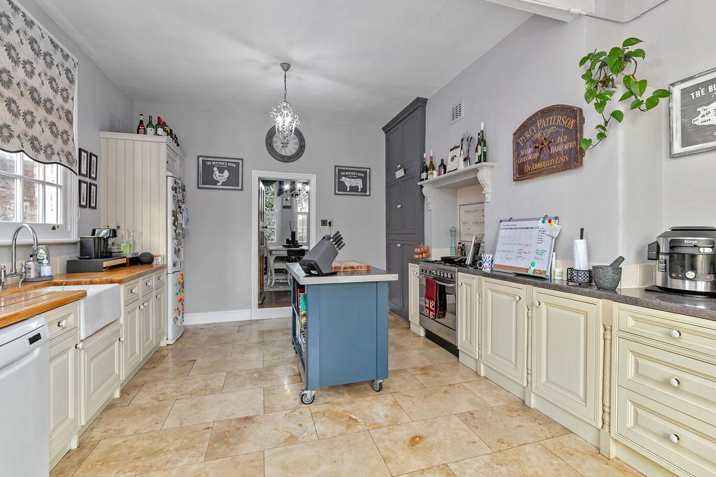 Kitchen/Breakfast Room