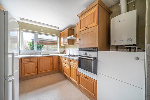 4 Cadnam Close, Oakley, Basingstoke, RG23 7AF