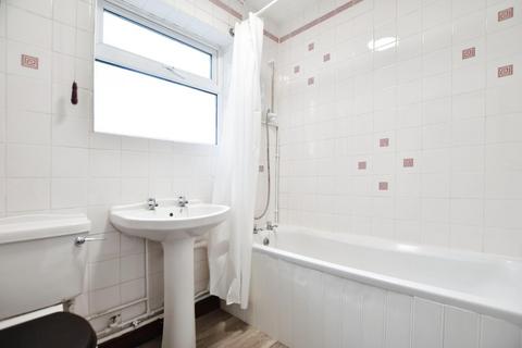 24 Dutton Road, Bristol, BS14 8BW