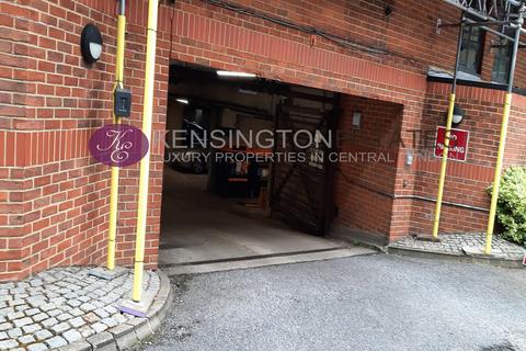 Parking to rent, London W8