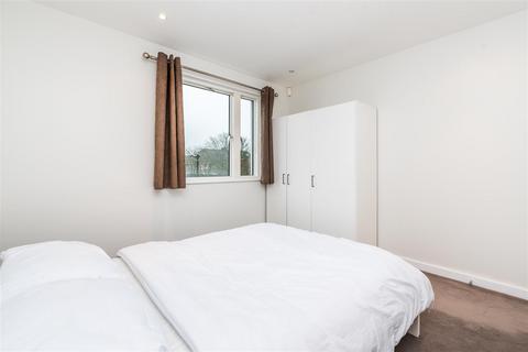 2 bedroom apartment to rent, Abbey Road, London NW8