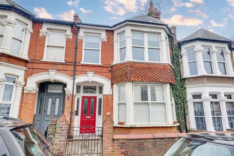 2 bedroom flat for sale, Westcliff Avenue, Westcliff-On-Sea SS0