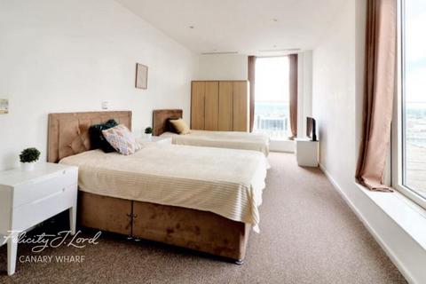 2 bedroom apartment to rent, Millharbour, LONDON