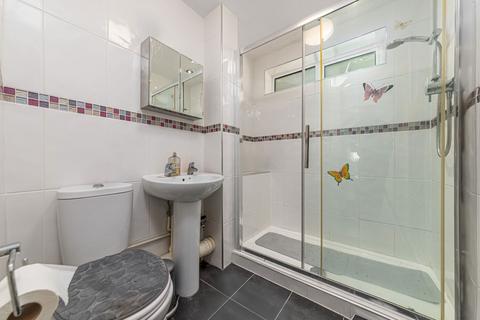 17 Severn Way, Kettering, NN16 9HN
