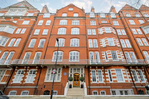 3 bedroom apartment for sale, Bedford Court Mansions, Bedford Avenue, London,  WC1B