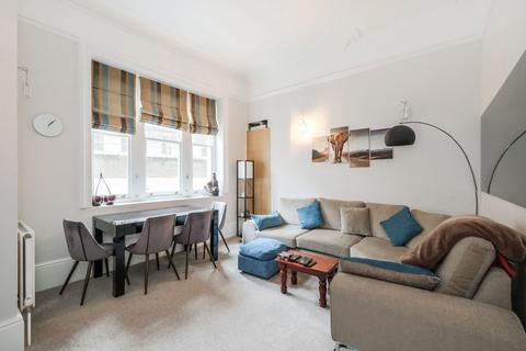 3 bedroom apartment for sale, Bedford Court Mansions, Bedford Avenue, London,  WC1B