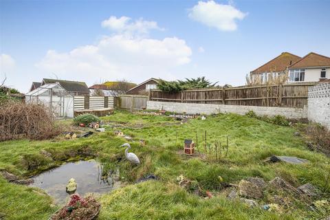 11 Ardingly Road, Saltdean, Brighton, BN2 8EG
