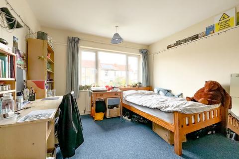 4 bedroom terraced house to rent, Beverley Road, Somerset BS7